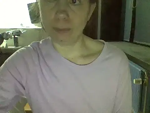 Snapshot of Moi_Lina chatting on March 4, 2025, 1:55 am Moi Lina online show from March 4, 2025, 1:55 am