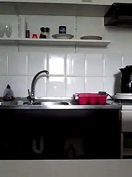 Snapshot of Moi_Lina chatting on October 21, 2025, 12:39 pm Moi Lina online show from October 21, 2025, 12:39 pm