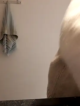 Snapshot of Moi_Lina chatting on November 7, 2025, 12:16 pm Moi Lina online show from November 7, 2025, 12:16 pm