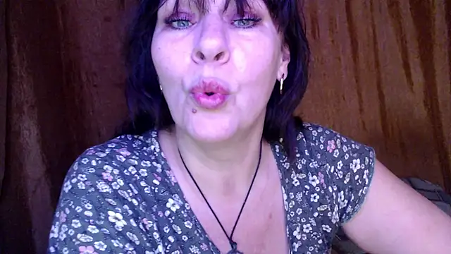 Snapshot of karina_ren_ chatting on February 9, 2025, 11:14 am karina ren online show from February 9, 2025, 11:14 am