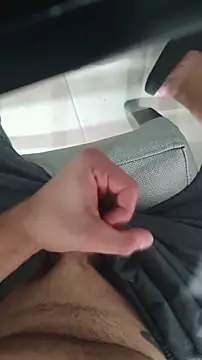 Snapshot of molok329 chatting on November 12, 2025, 4:40 pm molok329 online show from November 12, 2025, 4:40 pm