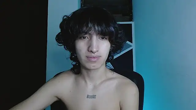 littlextreme online show from May 19, 2026, 4:08 am