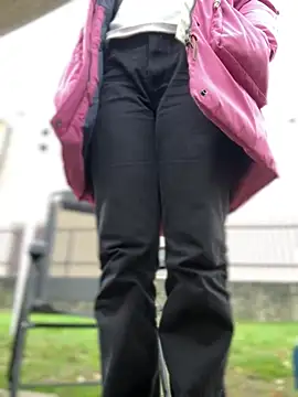 DaisyVibesss online show from December 15, 2024, 12:06 pm