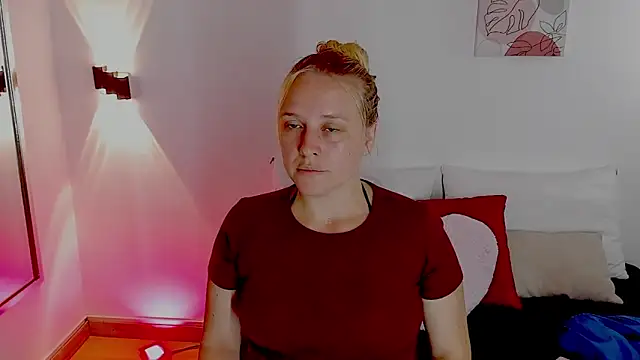 EmilySumer online show from May 15, 2026, 10:17 pm