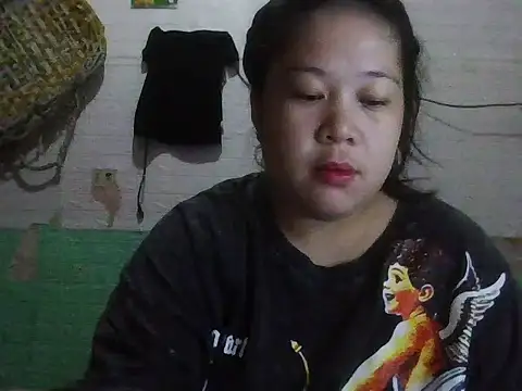 Snapshot of hotsexylyn chatting on December 18, 2025, 3:45 am hotsexylyn online show from December 18, 2025, 3:45 am