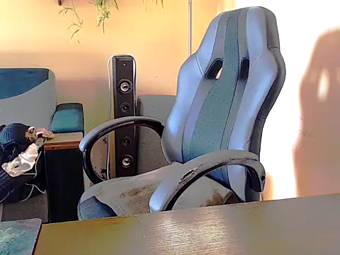 Snapshot of Diablica41 chatting on February 5, 2025, 10:51 am Diablica41 online show from February 5, 2025, 10:51 am