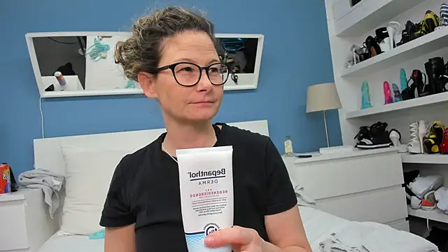 Snapshot of izzy-mendosa chatting on March 9, 2025, 7:05 pm izzy-mendosa online show from March 9, 2025, 7:05 pm