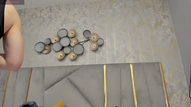 SebastianMaximoff online show from December 4, 2025, 7:55 pm