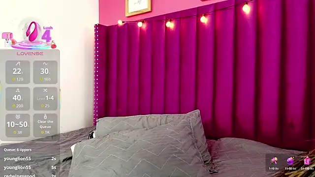 hornyhousekeeper  online show from September 13, 2025, 2:22 am