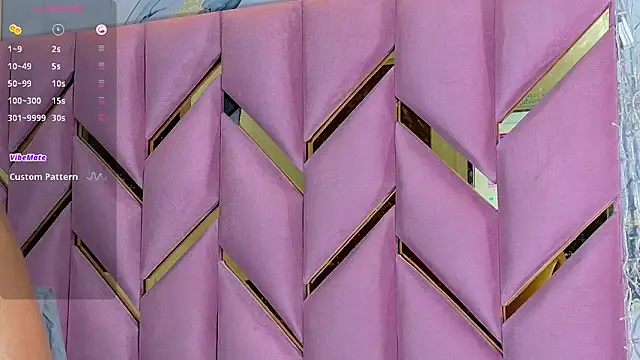 hornyhousekeeper  online show from September 21, 2025, 12:40 pm