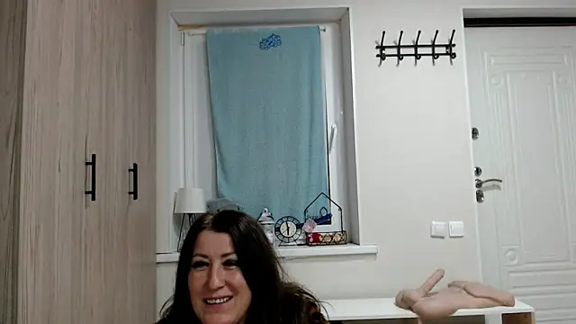 increible della online show from May 27, 2026, 6:27 pm