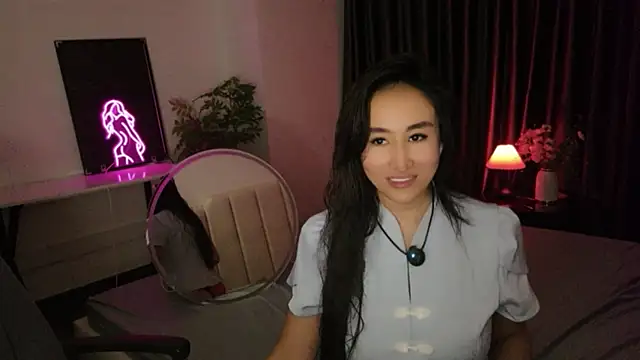 Snapshot of AsianQueens chatting on June 26, 2026, 1:48 pm AsianQueens online show from June 26, 2026, 1:48 pm