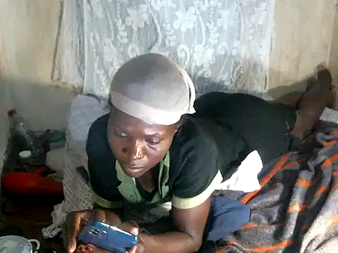 Snapshot of cute-shamza chatting on December 19, 2025, 6:09 am cute-shamza online show from December 19, 2025, 6:09 am