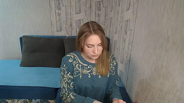 Pilly green  online show from March 10, 2026, 5:45 am