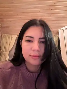 clairewntr online show from January 1, 2025, 6:49 pm