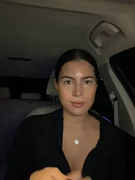 clairewntr online show from October 21, 2025, 7:25 pm