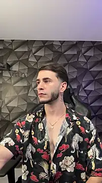 Latino stud4u online show from November 12, 2025, 1:06 am