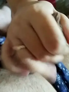 LovlyAnnie online show from October 19, 2025, 7:09 am