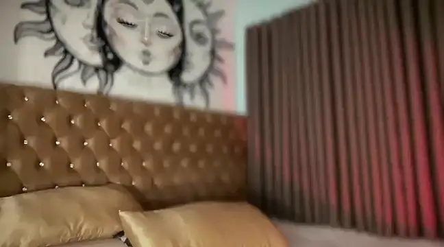 Snapshot of Jasmine_Elcock chatting on January 3, 2025, 11:46 am Jasmine Elcock online show from January 3, 2025, 11:46 am