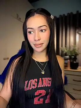 Snapshot of Jasmine_Elcock chatting on April 26, 2026, 11:52 am Jasmine Elcock online show from April 26, 2026, 11:52 am