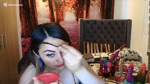 Snapshot of sofia23dirty chatting on September 29, 2025, 3:39 pm sofia23dirty online show from September 29, 2025, 3:39 pm