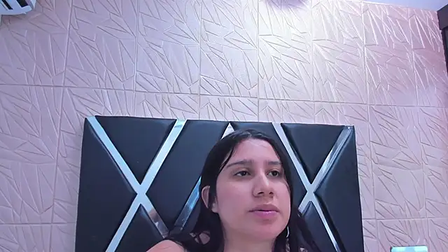 Snapshot of MiaCelestte chatting on February 14, 2025, 7:12 pm MiaCelestte online show from February 14, 2025, 7:12 pm