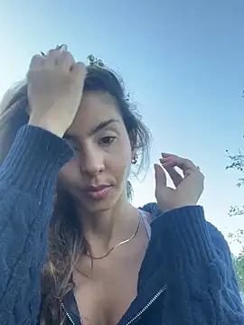 Snapshot of RouseColins chatting on January 29, 2025, 10:32 pm RouseColins online show from January 29, 2025, 10:32 pm