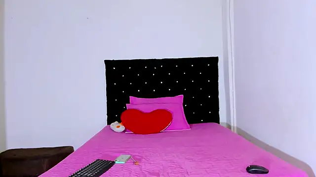 valen colombian69 online show from February 10, 2025, 10:53 am