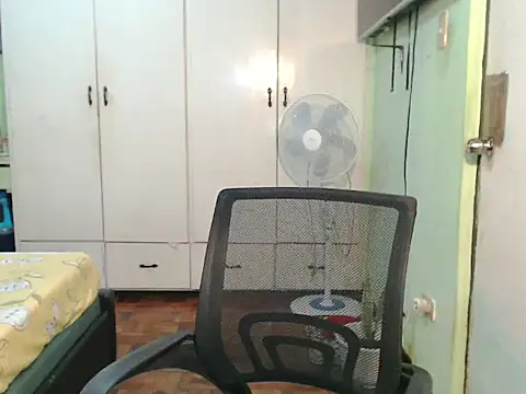 Ezradeliciosa online show from February 16, 2026, 2:29 am