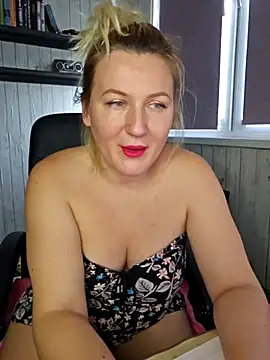 Marushka online show from October 23, 2025, 9:08 am