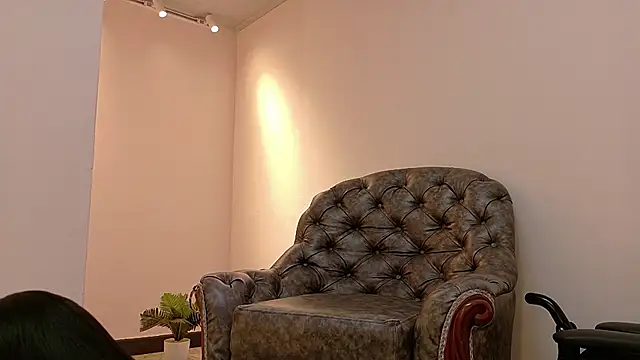 niky smit online show from March 14, 2025, 11:45 am