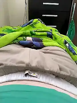 shiiank online show from April 18, 2026, 5:06 pm