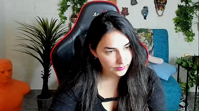 CeceliaJohnson online show from January 25, 2025, 11:13 am