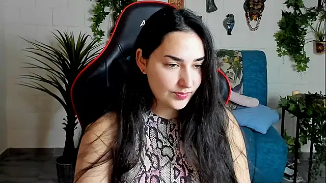 CeceliaJohnson online show from January 28, 2025, 8:04 am