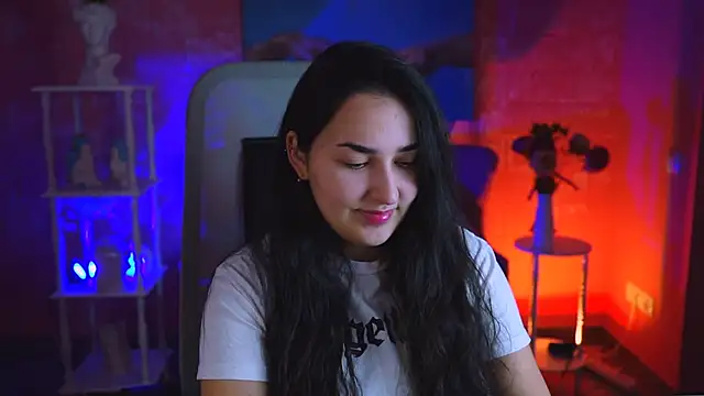 CeceliaJohnson online show from February 5, 2025, 8:11 am