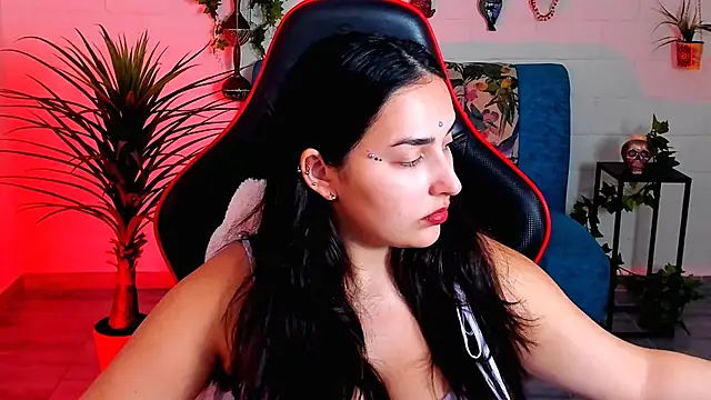 CeceliaJohnson online show from October 8, 2025, 8:23 am