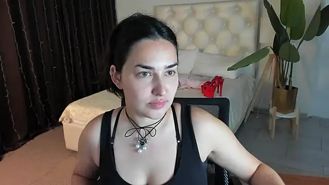 CeceliaJohnson online show from June 23, 2026, 6:11 am
