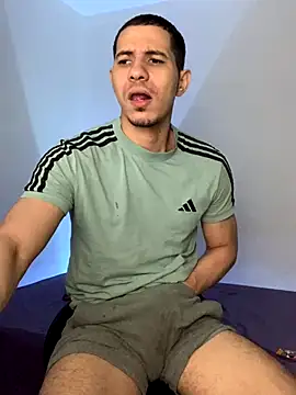 Snapshot of steven_clain chatting on December 3, 2024, 9:00 am steven clain online show from December 3, 2024, 9:00 am