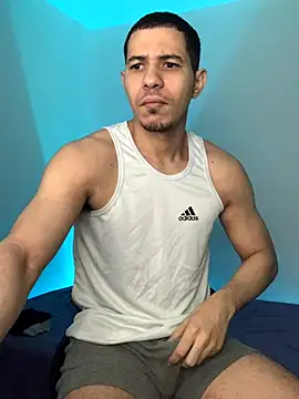 Snapshot of steven_clain chatting on December 4, 2024, 5:49 am steven clain online show from December 4, 2024, 5:49 am