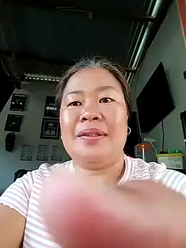 lickmepussy21 online show from February 3, 2025, 6:24 am