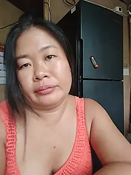 Snapshot of lickmepussy21 chatting on July 9, 2026, 9:57 am lickmepussy21 online show from July 9, 2026, 9:57 am