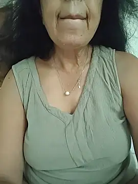 Susannemilf online show from May 29, 2026, 7:17 am