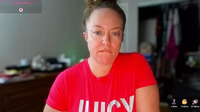 julimonroe online show from November 3, 2025, 11:00 am