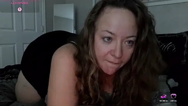 julimonroe online show from November 20, 2025, 10:59 am