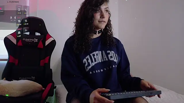 Lia Tinez online show from March 10, 2026, 10:59 pm