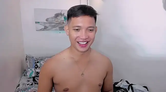 xSebastian19 online show from February 25, 2025, 7:03 pm