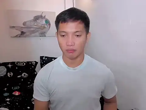 xSebastian19 online show from November 19, 2025, 2:17 pm