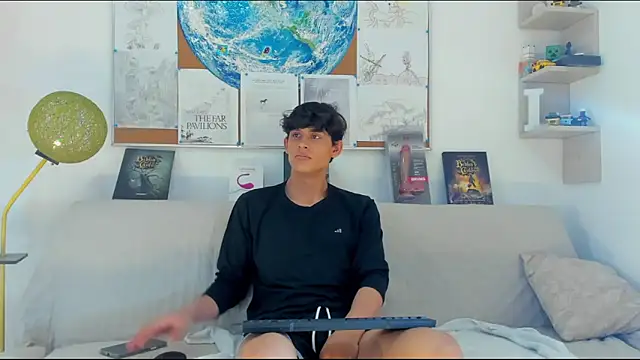 logan thomas online show from March 3, 2026, 6:14 pm