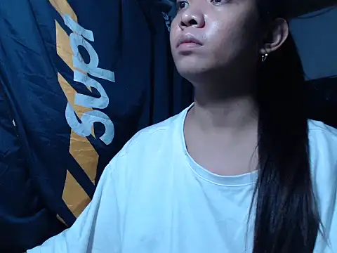 Snapshot of Valentinasbody chatting on November 18, 2025, 8:13 pm Valentinasbody online show from November 18, 2025, 8:13 pm