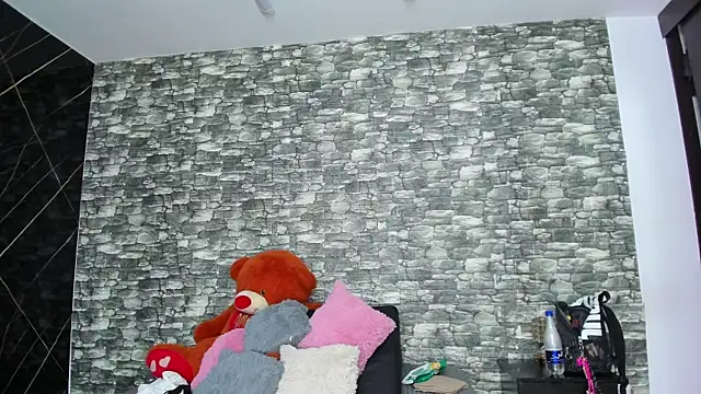 HeidyWillss online show from September 8, 2025, 7:57 pm